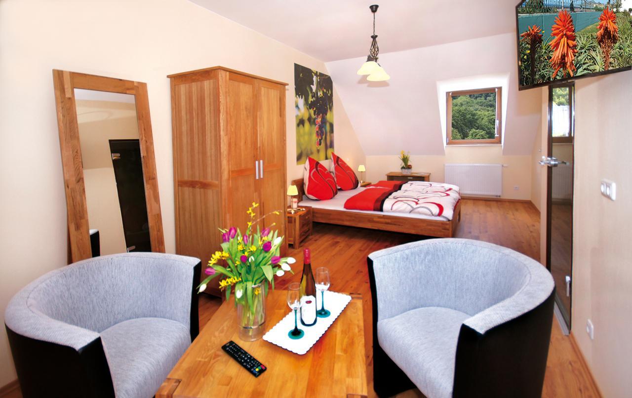 Gaestezimmer Hans-Norbert Mack Hallgarten Exterior foto